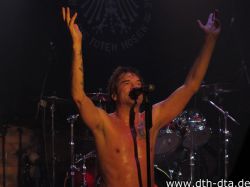 10-10-06-danzig11