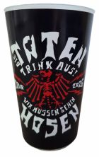 2026 Trink aus! Wir müssen gehen - Becher - 0,5 Liter